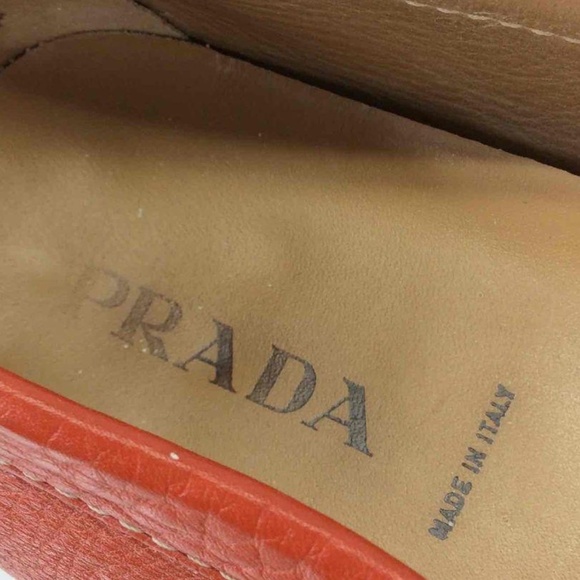 Prada Pebbled Leather Contrast Stitch Penny Loafers 40.5/7.5/8 - Picture 11 of 13